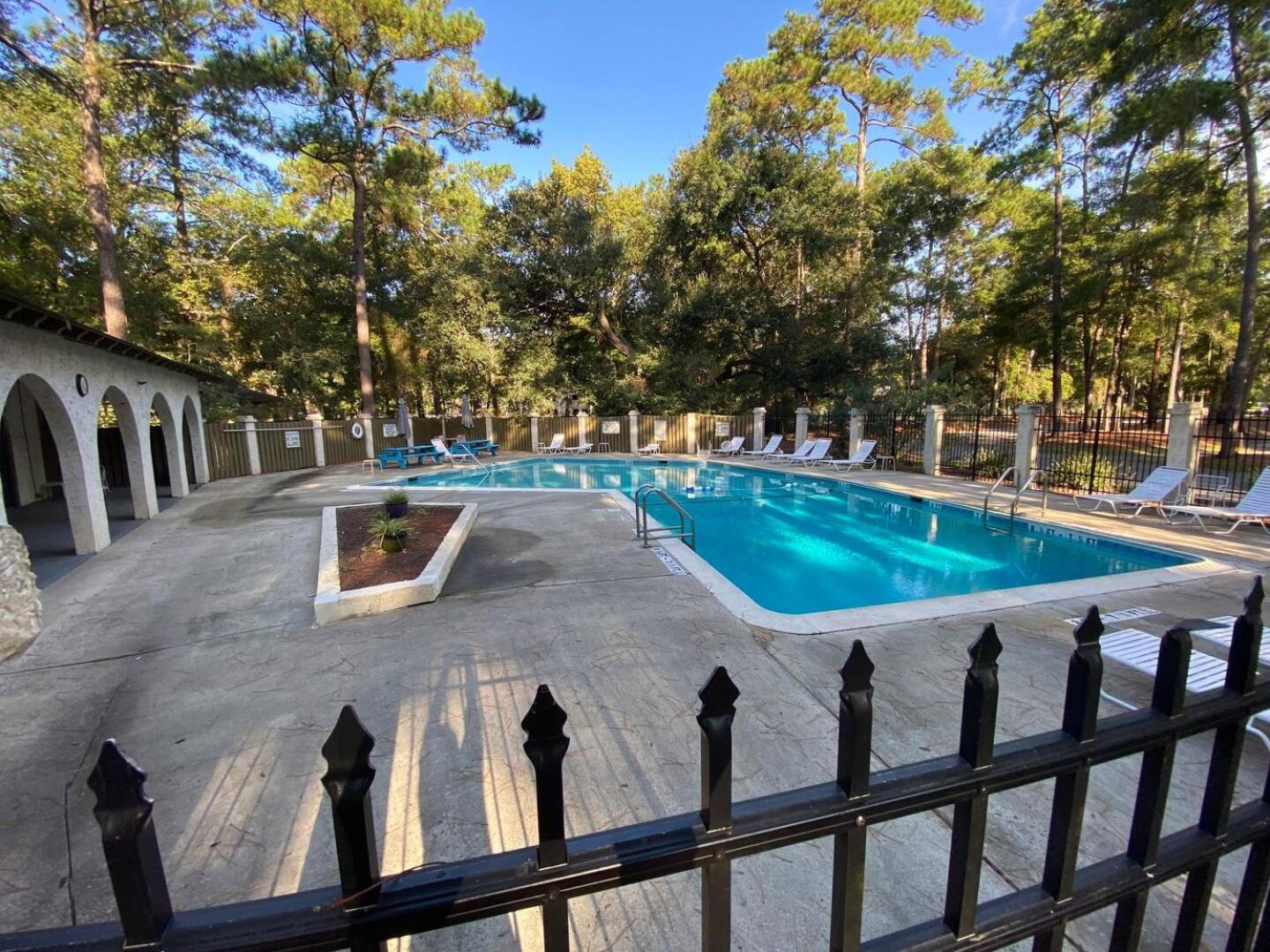 #111 Elaborate Condo Ideal Location 2Brm/2 Parking Île de Hilton-Head Extérieur photo